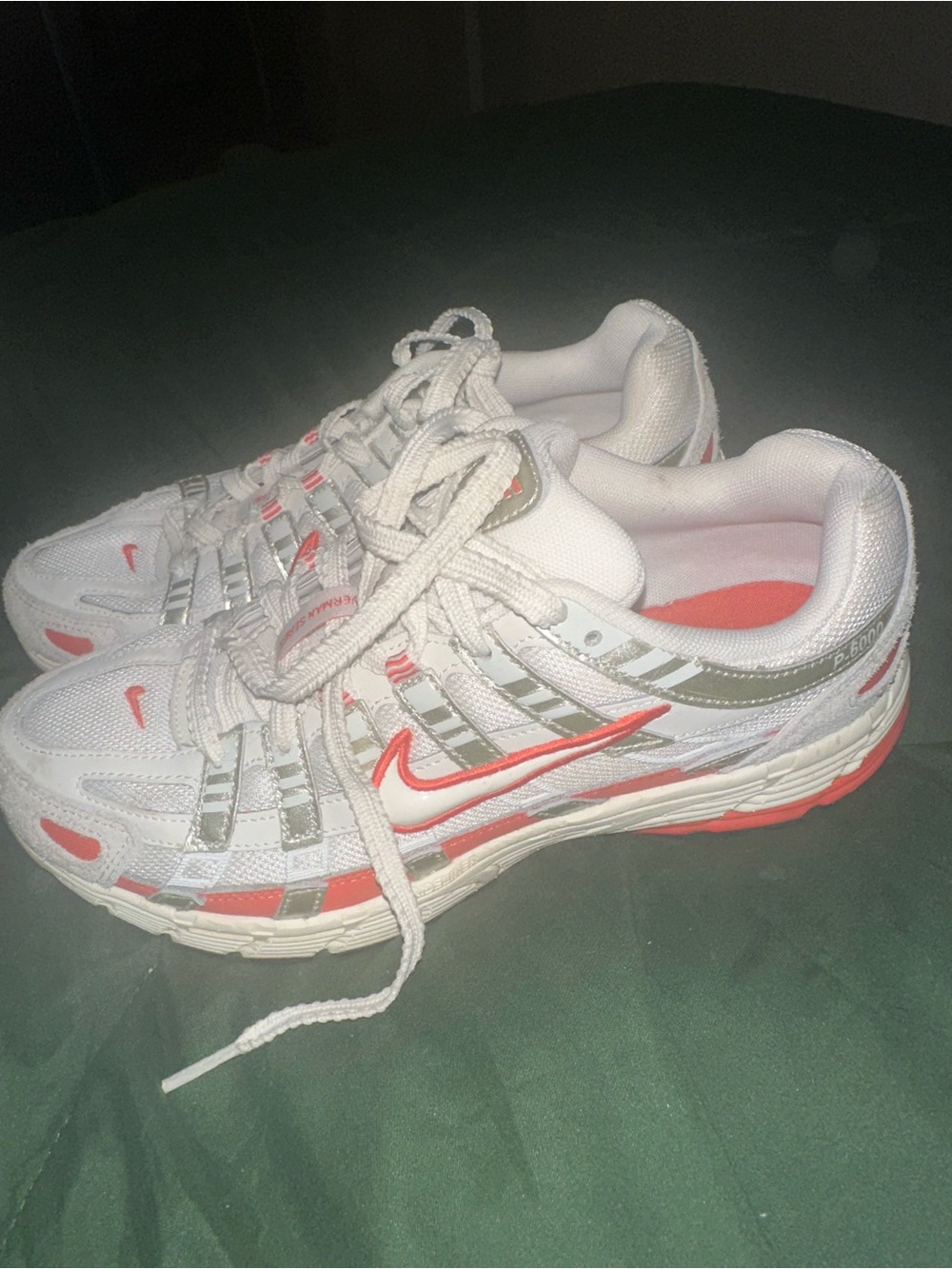 Nike Women’s White and Coral Accent Athletic Sneakers